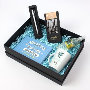 Elsanat En Sevdiğim Arkadaşım Hediye Kutusu